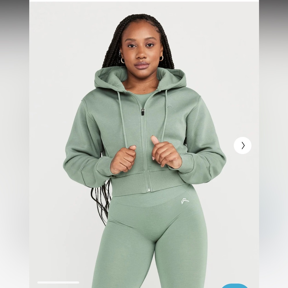Oner Active CLASSIC LOUNGE CROPPED ZIP THROUGH HOODIE in Sage